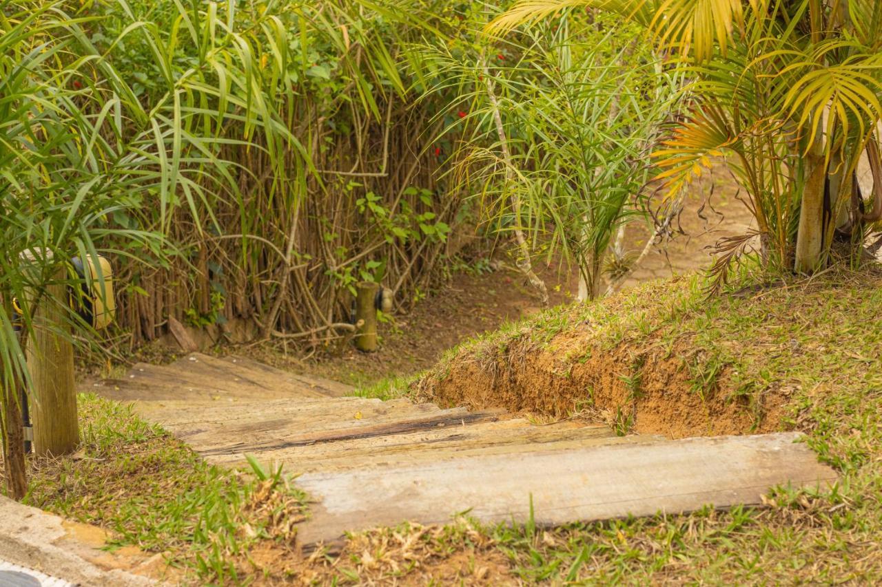Pousada Vale Dos Jacus Guararema Exteriör bild