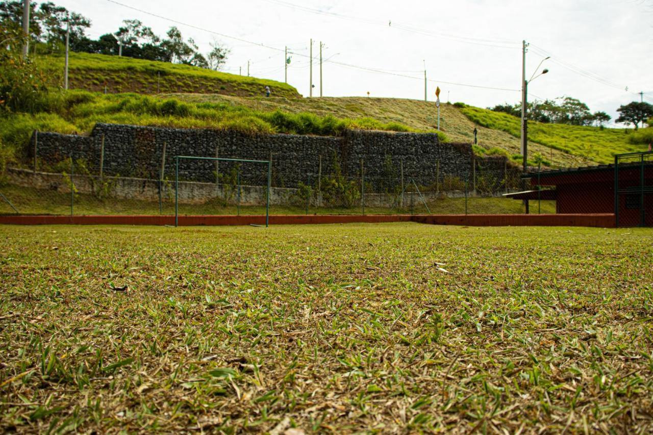 Pousada Vale Dos Jacus Guararema Exteriör bild