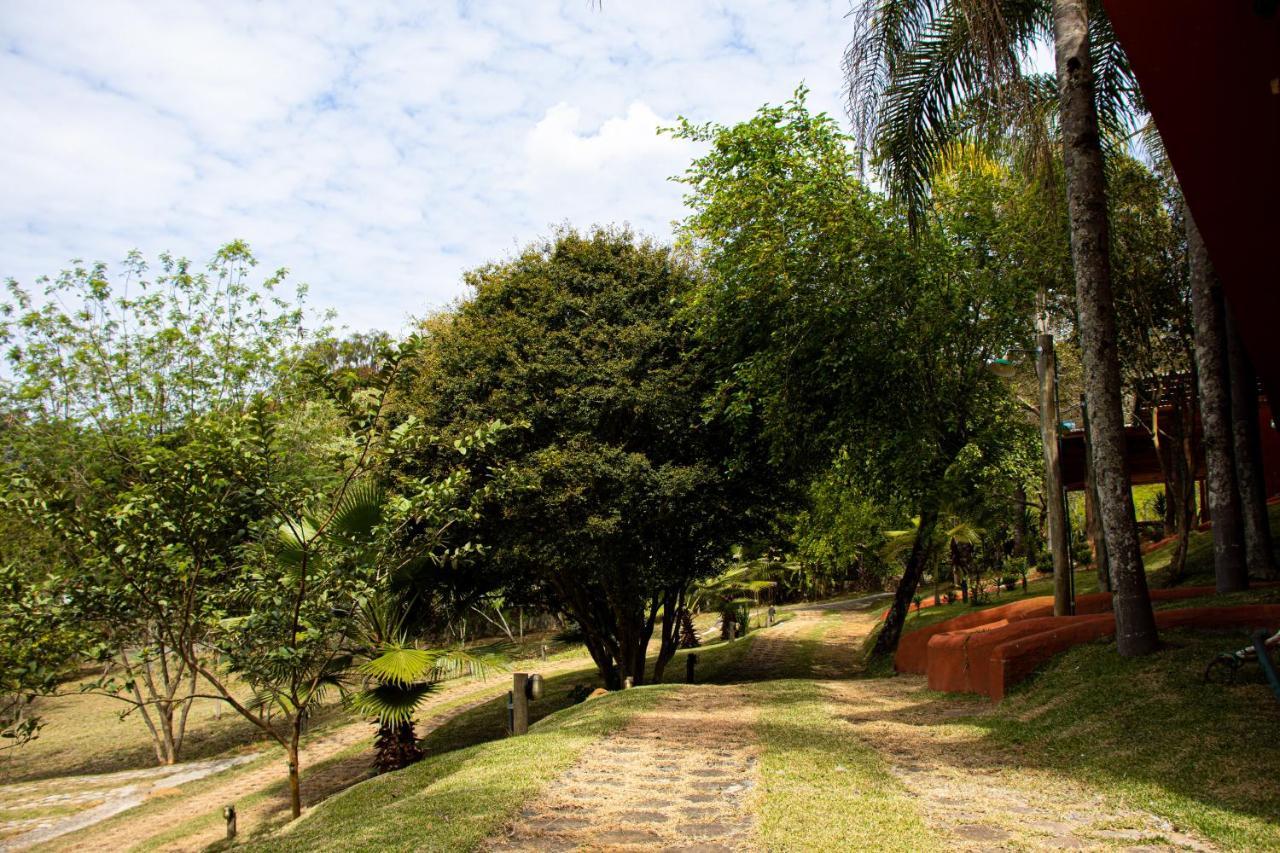 Pousada Vale Dos Jacus Guararema Exteriör bild
