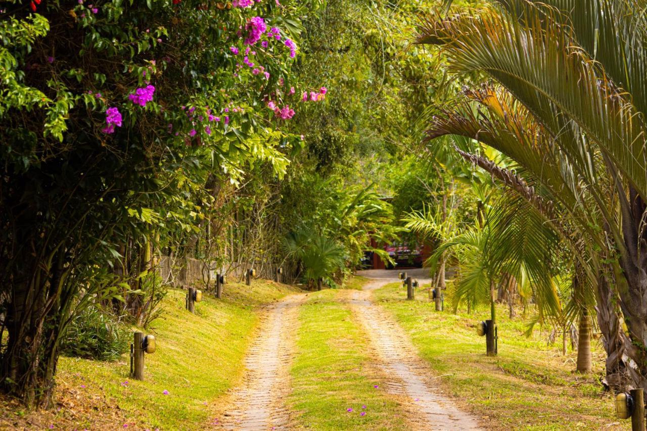 Pousada Vale Dos Jacus Guararema Exteriör bild